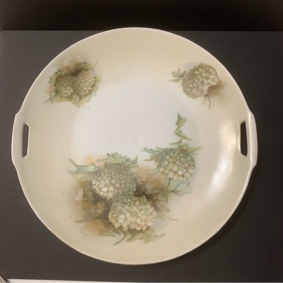 VTG Hydrangea  Cake Plate with Handles - Picture 1 of 6